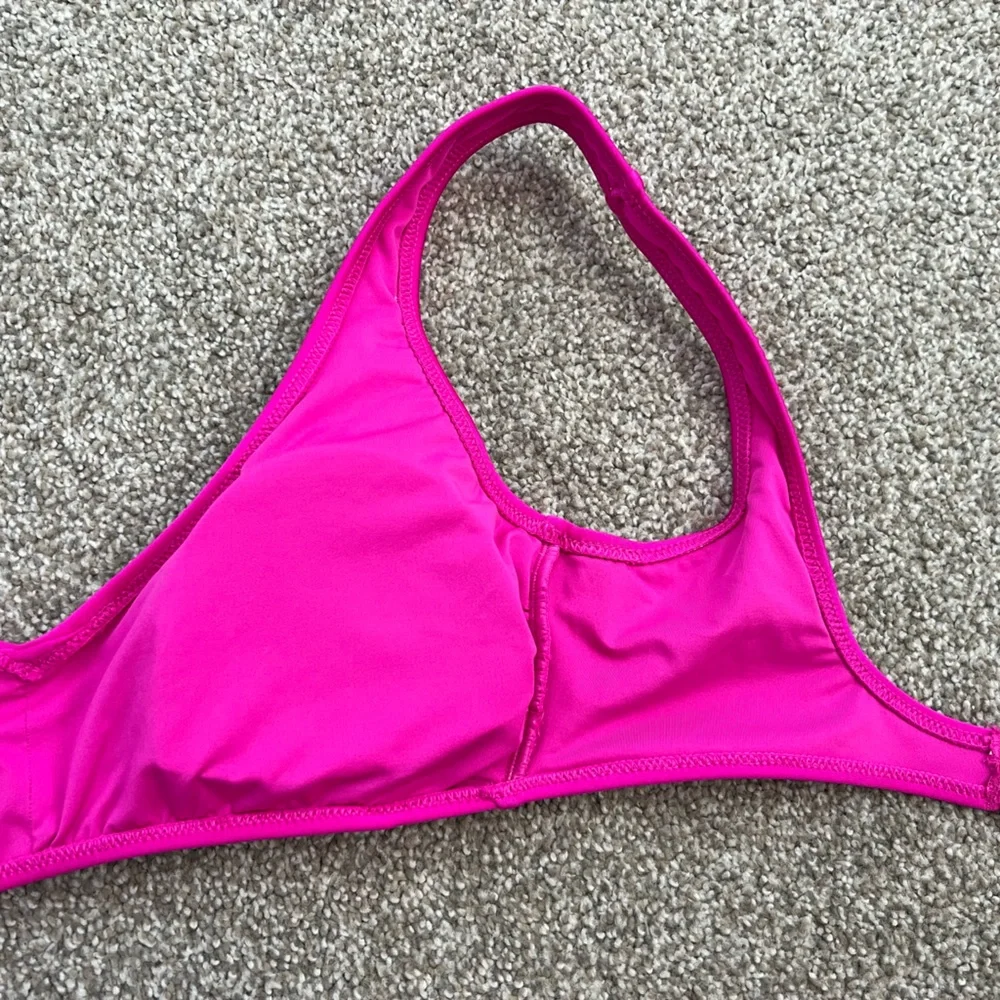 Vibrant Pink‎ Bikini Top